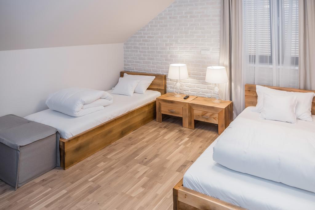 מיליץ Hotel Naturum מראה חיצוני תמונה