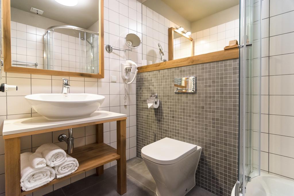 מיליץ Hotel Naturum מראה חיצוני תמונה
